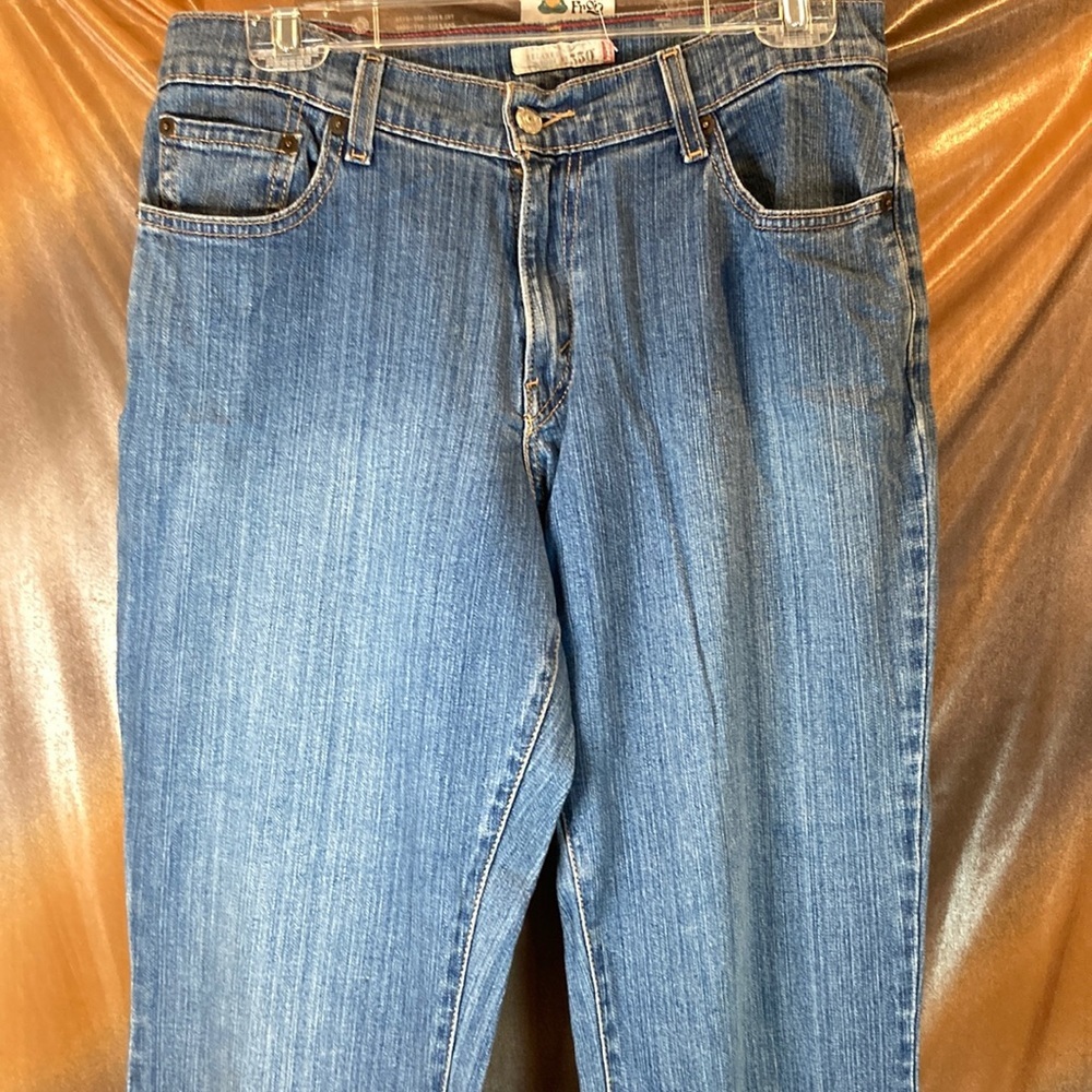 Levi’s 550 blue jeans. Medium color. 30” waist. Box 210‎